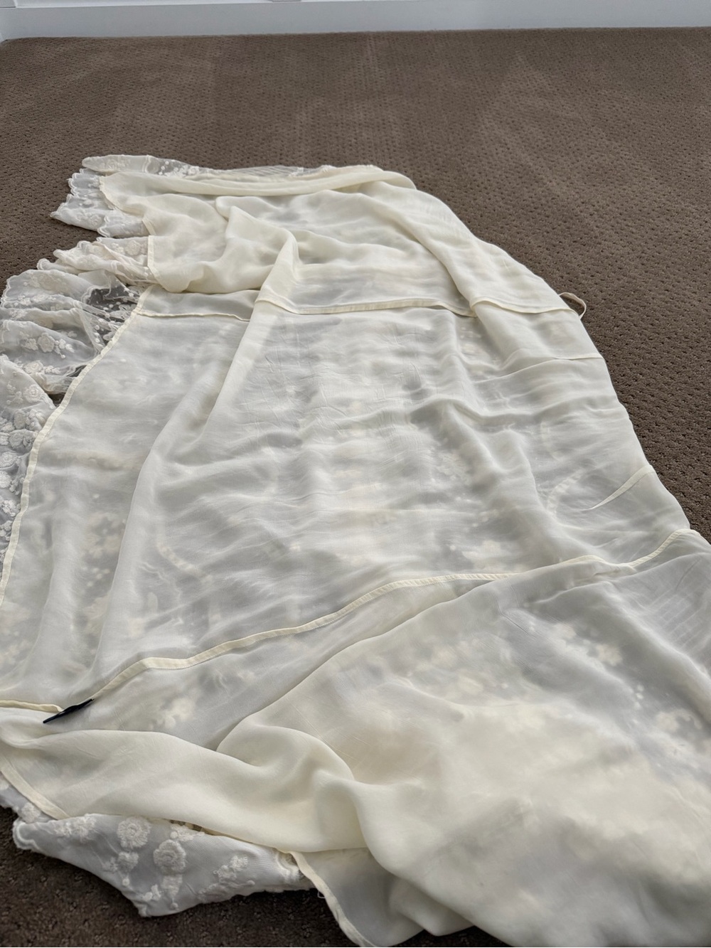 Polo Ralph Lauren Ivory Embroidered Lace Maxi Skirt Size 4 - Picture 2 of 12